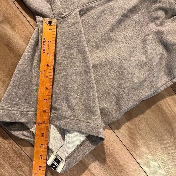 Air Jordan Grey Athletic Workout Shorts Men Large Bin J-12 - Picture 4 of 5